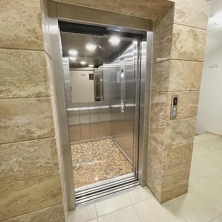 Апартамент Лина Apartment Burgas